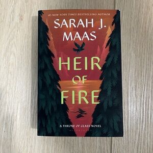 Heir of Fire by Sarah J. Maas Book